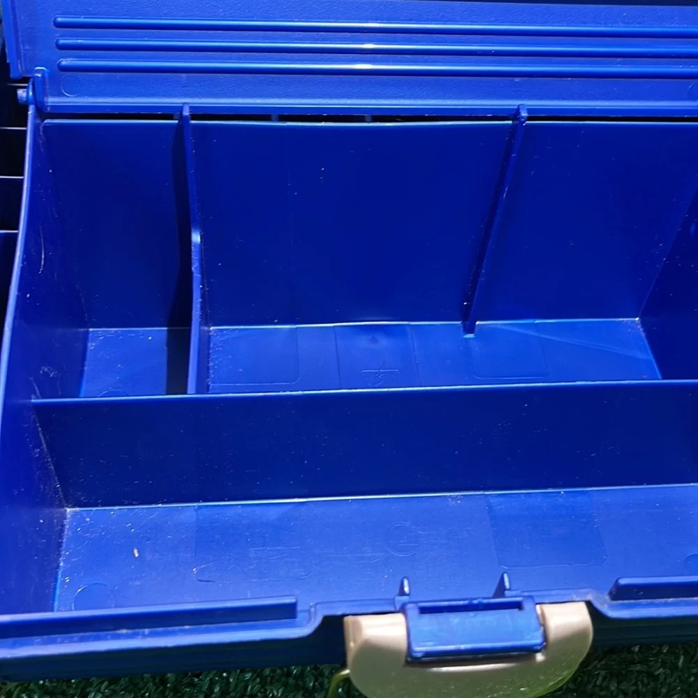 Vintage SASSABY Blue Makeup Travel Case Jewelry Box Organizer with Mirror